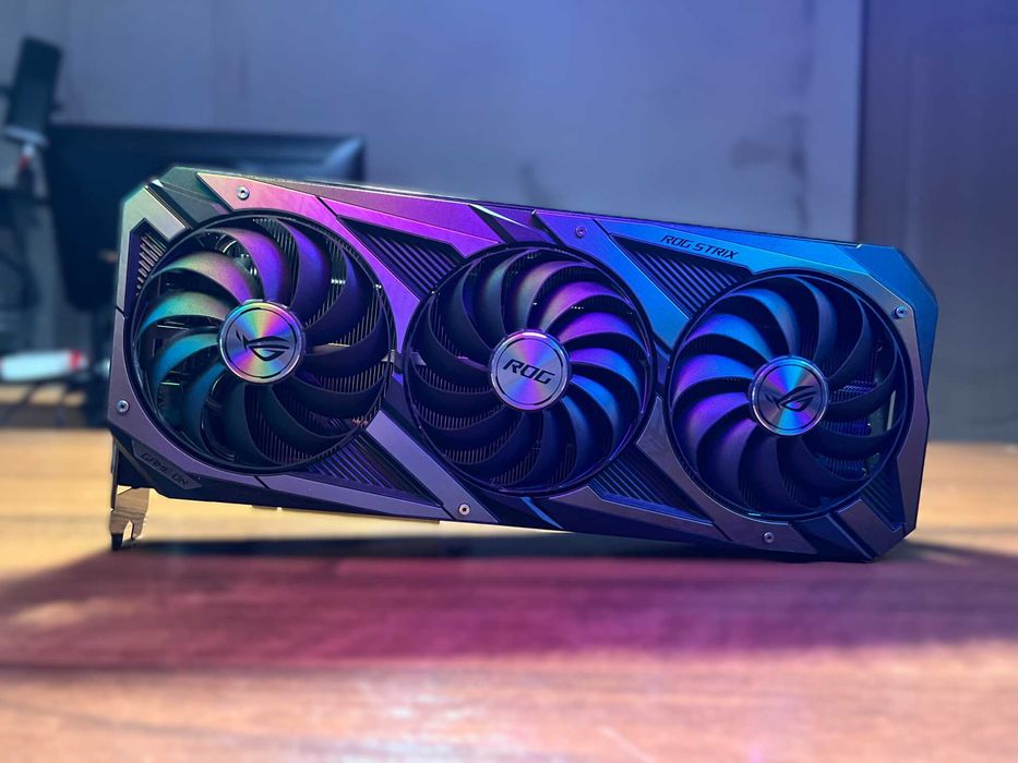 Видеокарта ASUS ROG STRIX RTX 3070 Ti