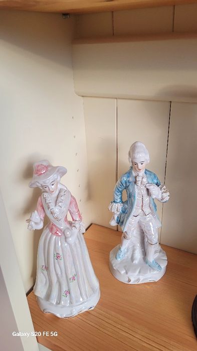 Голяма немска декоративна фигура от твърд восък