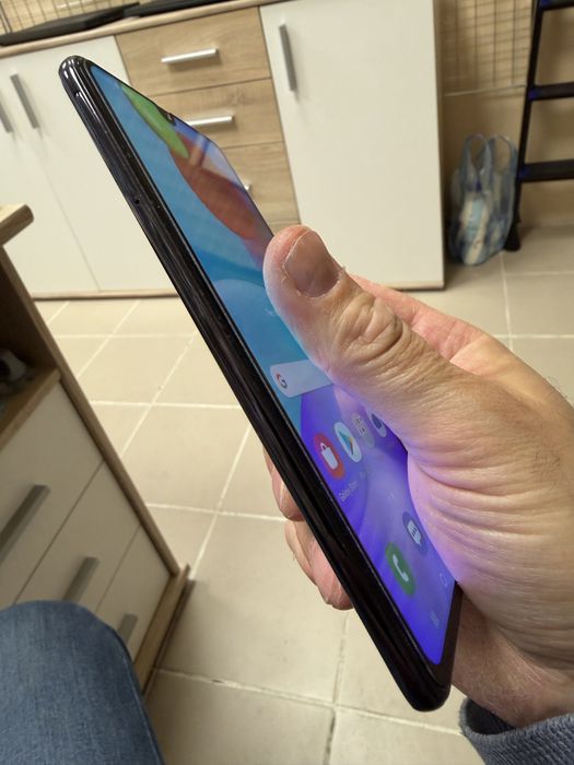 Samsung Galaxy A41 4/64gb- отличен