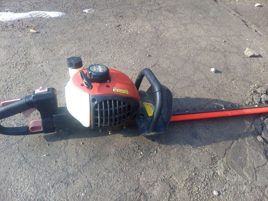 Кусторез бензиновый