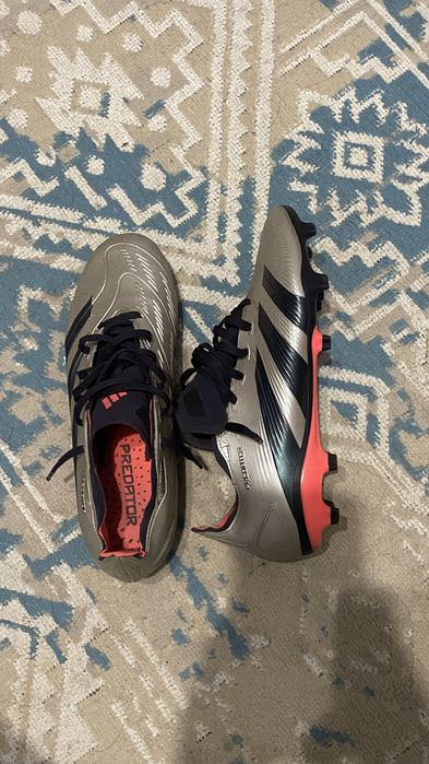 Адидас 42 размер за 5к