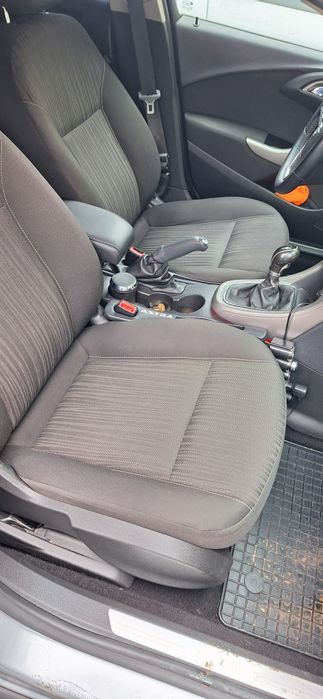 Opel Astra J  1.6 + GPL