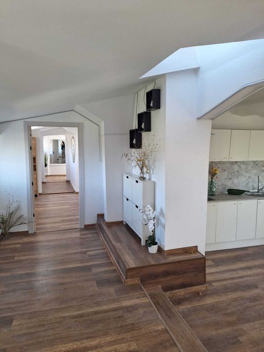 Apartament la mansardă, situat în zona Grădina Zoo – Jolie Ville.
