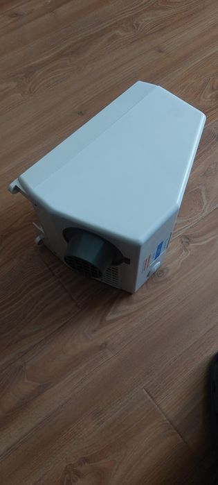 Uscator maini Romstal cu aer cald