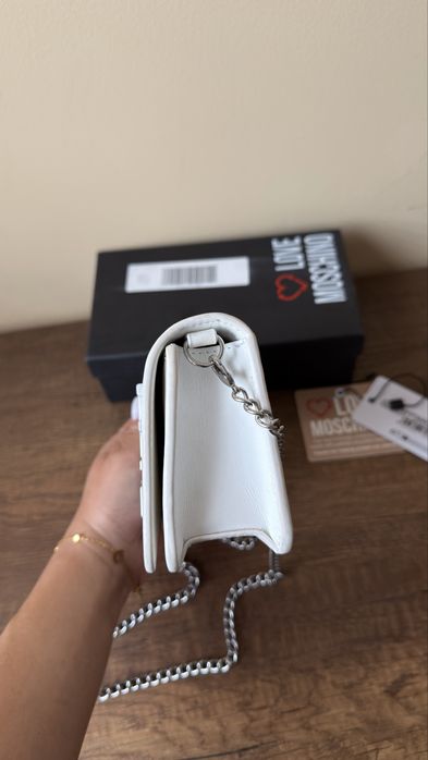 Мини чанта love moschino цвят бял