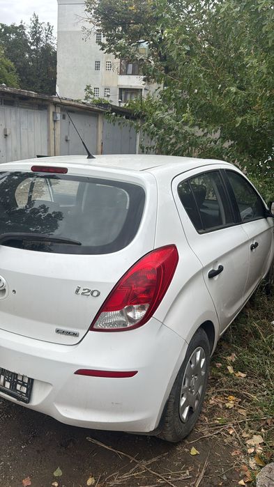 Vând Hyundai i20 motor defect