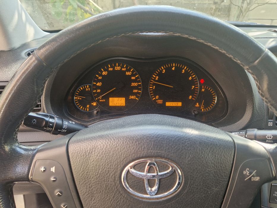 TOYOTA Avensis 2005 — imagine 1
