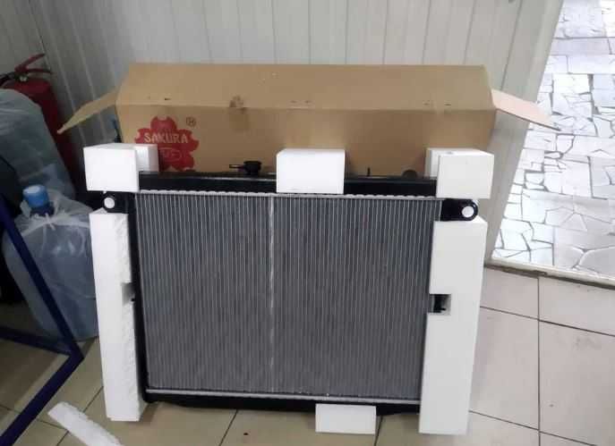 Радиатор охлаждения двигателя