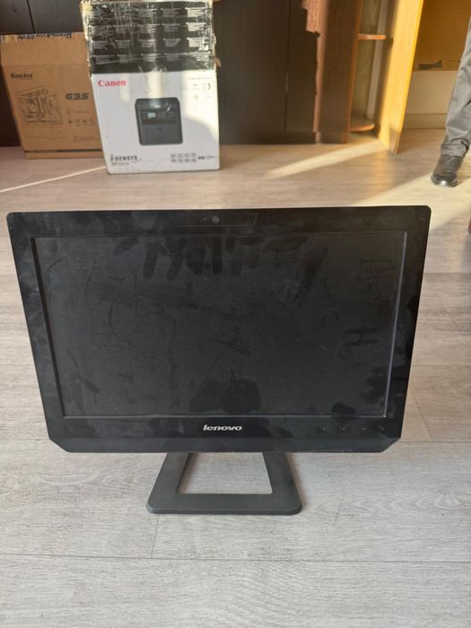 Продам мониторы, процессоры и принтеры