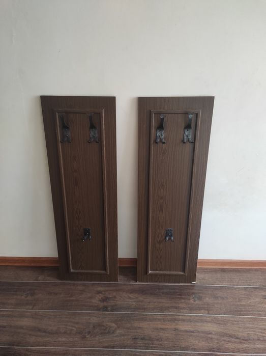 Вешалка настенная