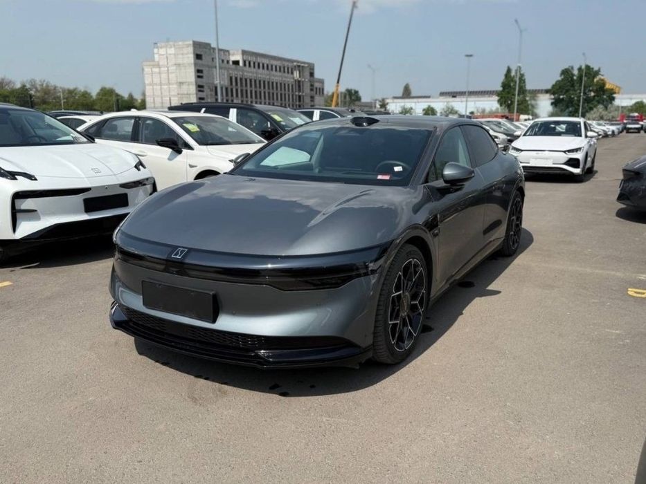 Zeekr 007 енг full 2023 года