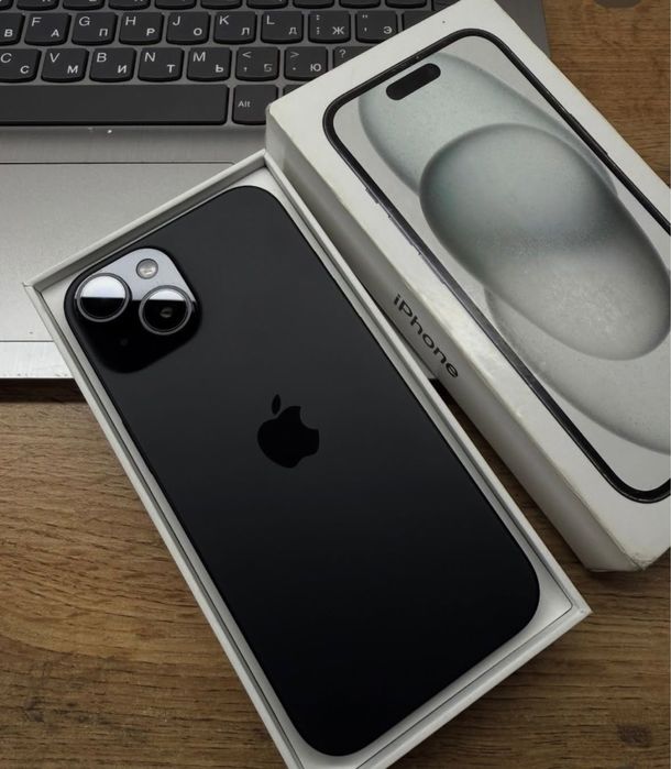 Айфон 15 128бгб.