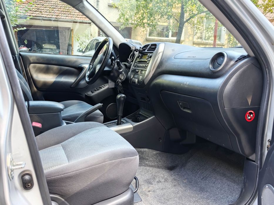 Toyota RAV 4 - 2.0 бензин