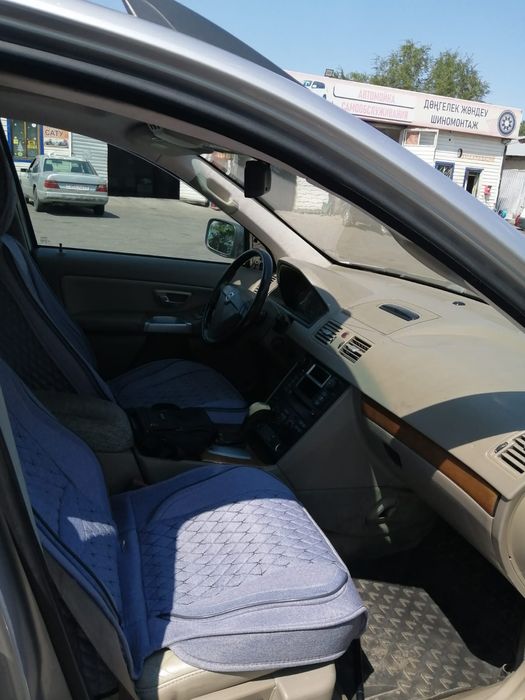 Продам Вольво ХС90. 2004 года