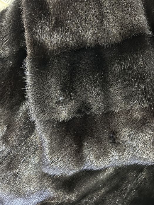 Продам норковую шубу