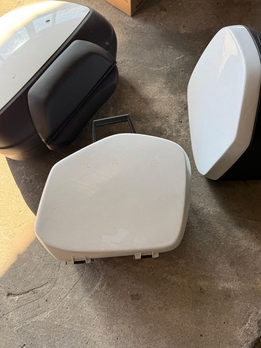 Honda VFR  side case si top case cu cheie