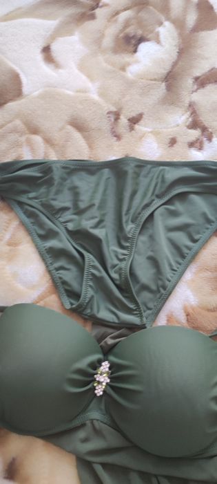 Купальник новый размер 44