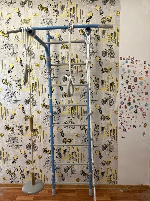 Шведская стенка турник лестница кольца качеля