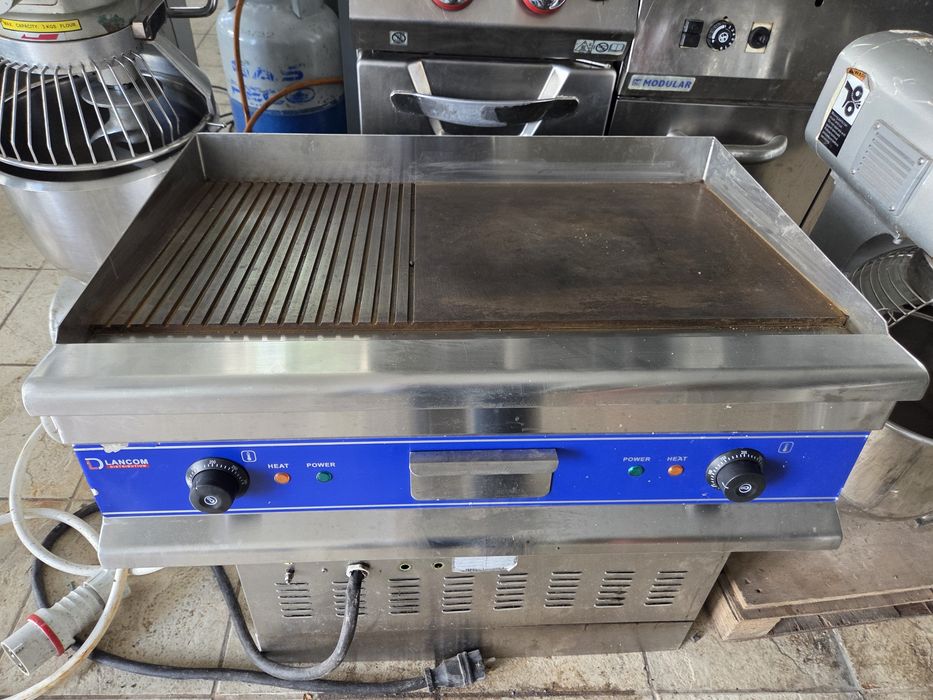 Gratar 380v  curent cu banc, din inox, de putere