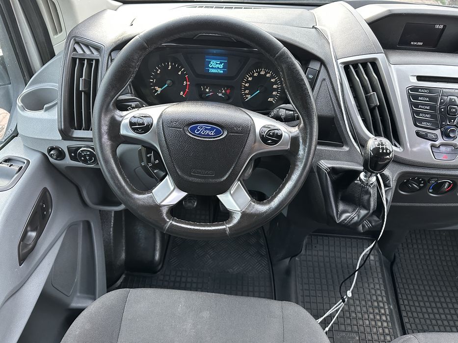 Ford Transit 2017 E6 8+1locuri