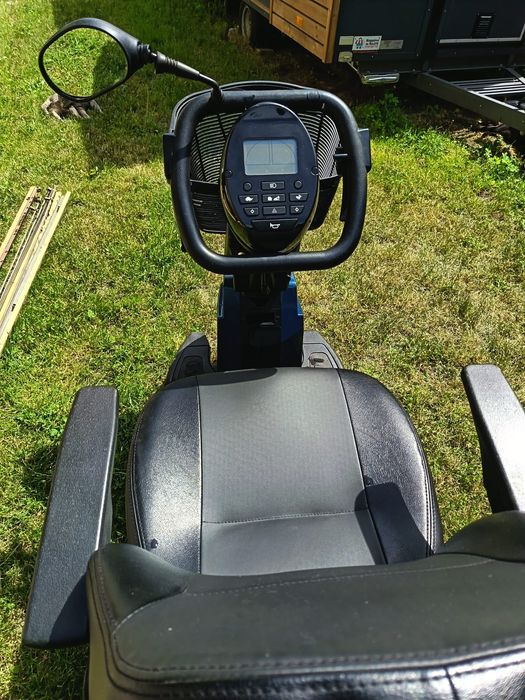 Scuter Electric Seniori / Persoane cu Dizabilități Sterling Elite 2 Plus