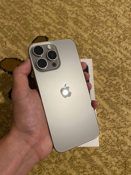 iPhone 16 Pro Max