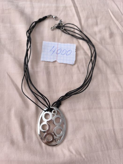 Серебряные ювелирные изделия