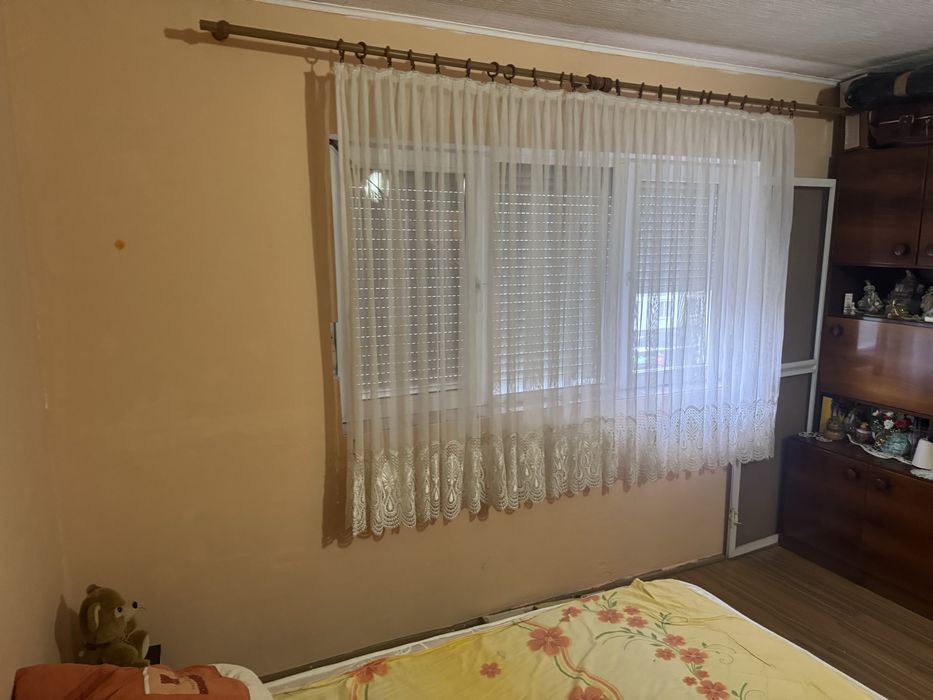 De vanzare apartament cu 3 camere