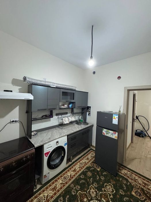 Sergile moshina bozor yonida yujniy vakzal KIUT universitet yaqin