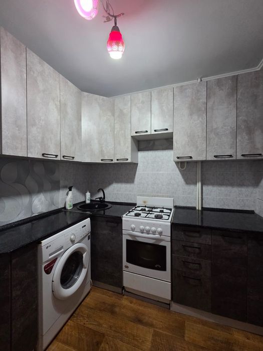 Продается трёхкомнатная квартира.