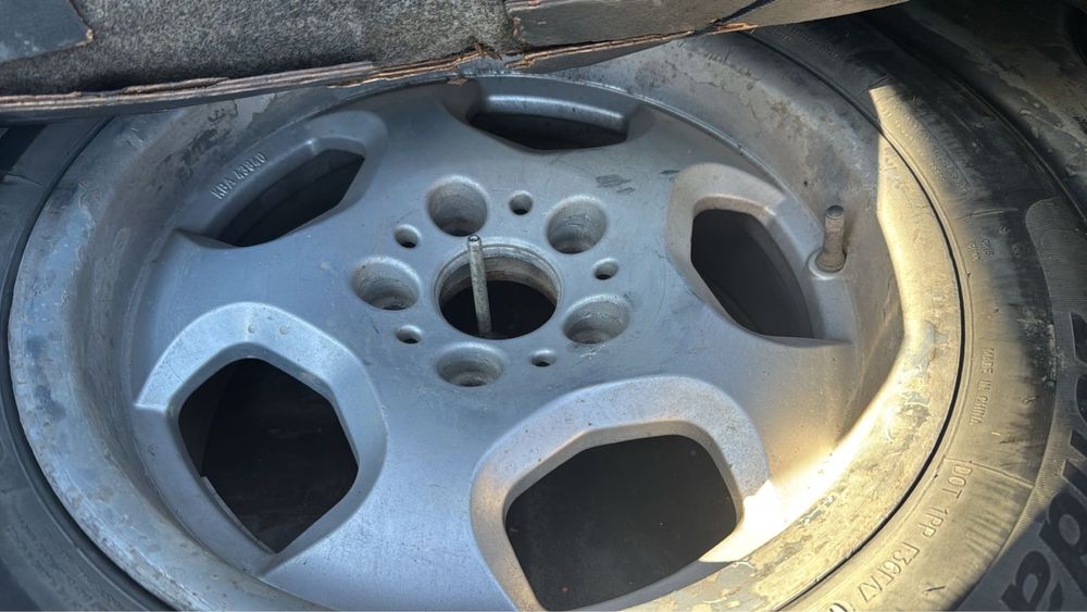 Продам 2 комплекта дисков на бмв е34 (10 стиль, 23стиль)