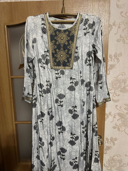 Продам платья!