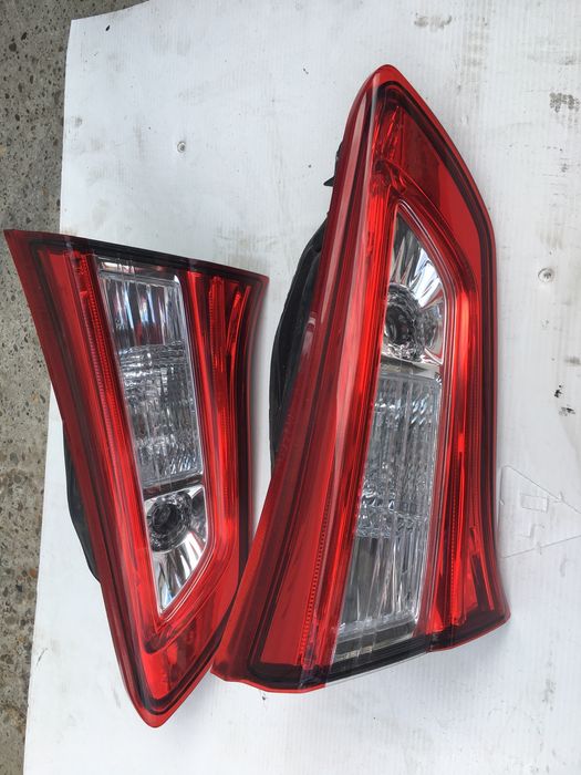 Triple Haion Toyota Yaris 3. 2016-2019. Medel cu Led. Volan stinga.