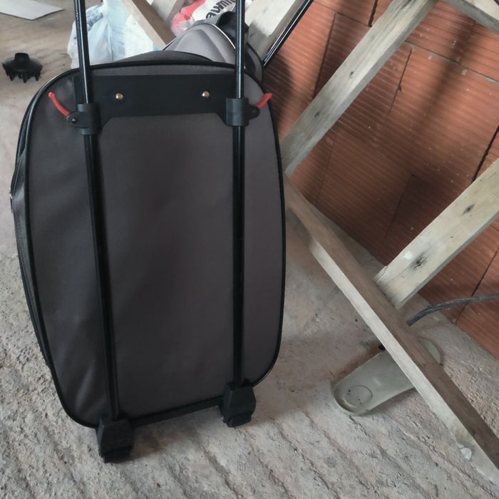 На колелца на колелца