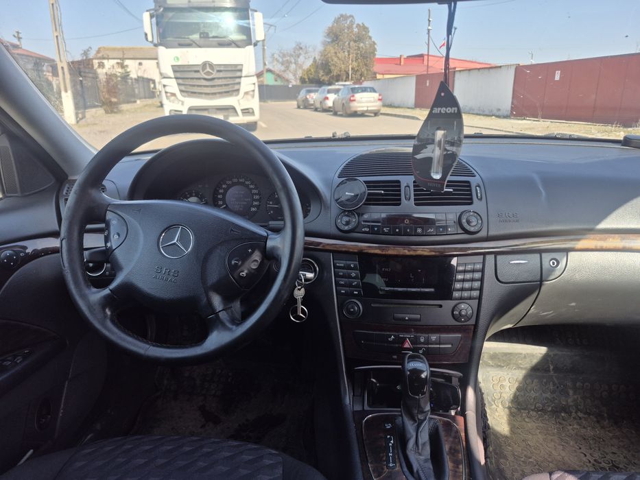 Mercedes E class