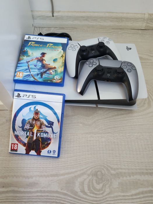 Playstation 5 PS5 1TB  (disk edition) + 2 controllere + 2 jocuri