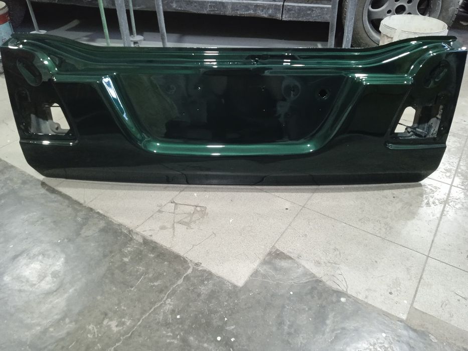 Крышка багажника TLC 100