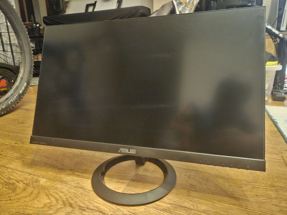 Monitor Asus 23.8", 2560 × 1440 (WQHD)