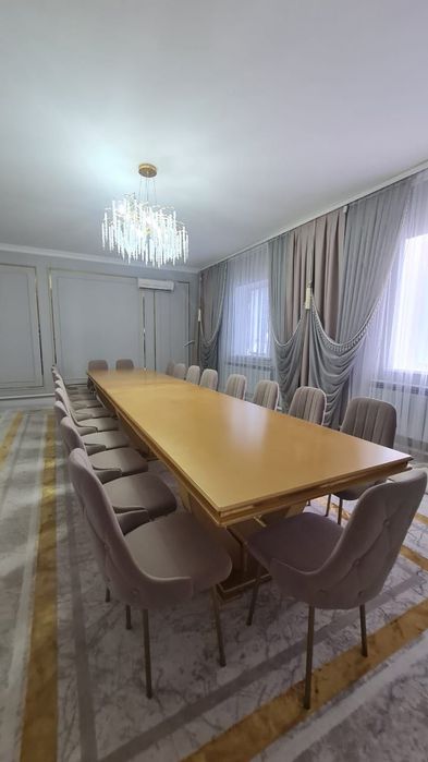 Стол и стулья в наборе