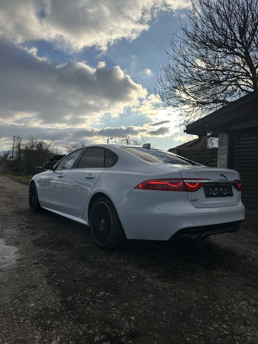 Jaguar XF R-SPORT 2.0 Navi Kamera
