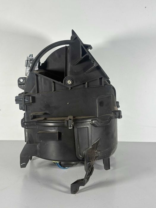 Корпус Вентилатор Парно Тойота Авенсис Т25 (03-08г) Korpus Ventilator Parno Toyota Avensis T25