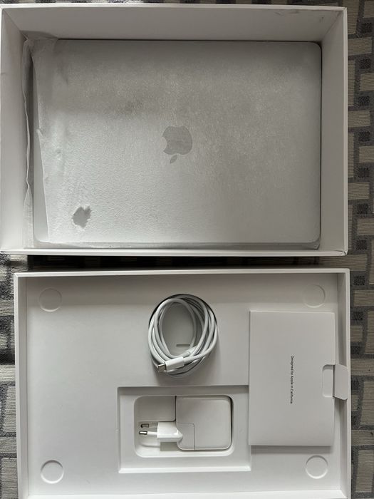 Макбук 13, apple, в коробке