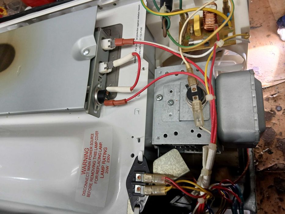 Микровълнова фурна – TehnoStar MW20 Digital S – за резервни части