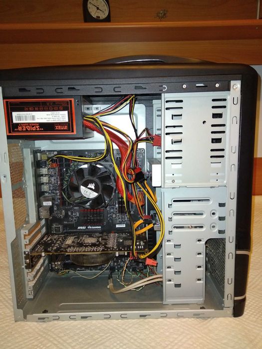 Unitate PC bună pentru office, multimedia, gaming