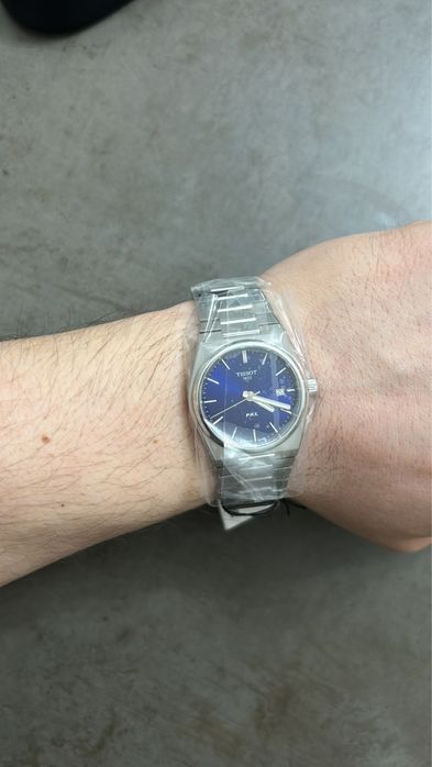 Tissot PRX, quartz