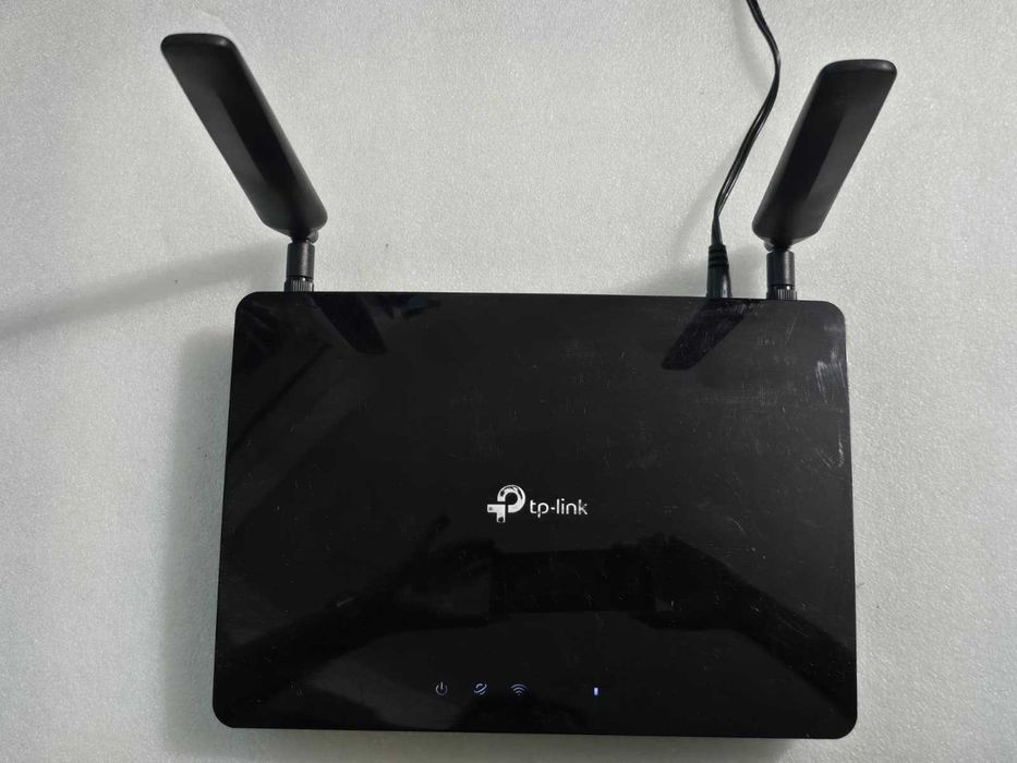 Router Wireless TP-Link Archer MR400 AC1200 Dual Band 4G LTE Perfect Functional