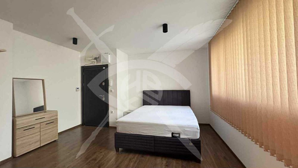 Дава се под наем Едностаен апартамент в Варна, Гръцка махала - 50 кв.м за 500 € - Снимка #3