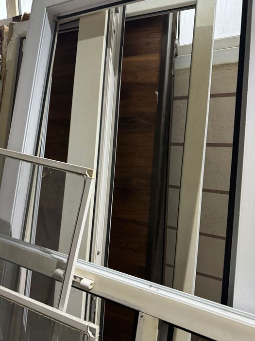 Пластик есік сатылады 40000 тг