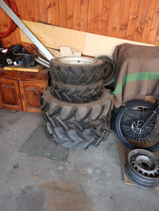 Set roți New Holland T3010, T3020, T3030, T3040