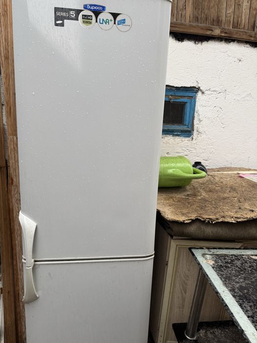 Холодильник БИРЮСА